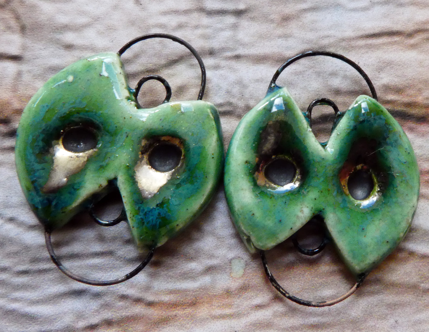 Ceramic Four Hoop Connectors -Rockpool