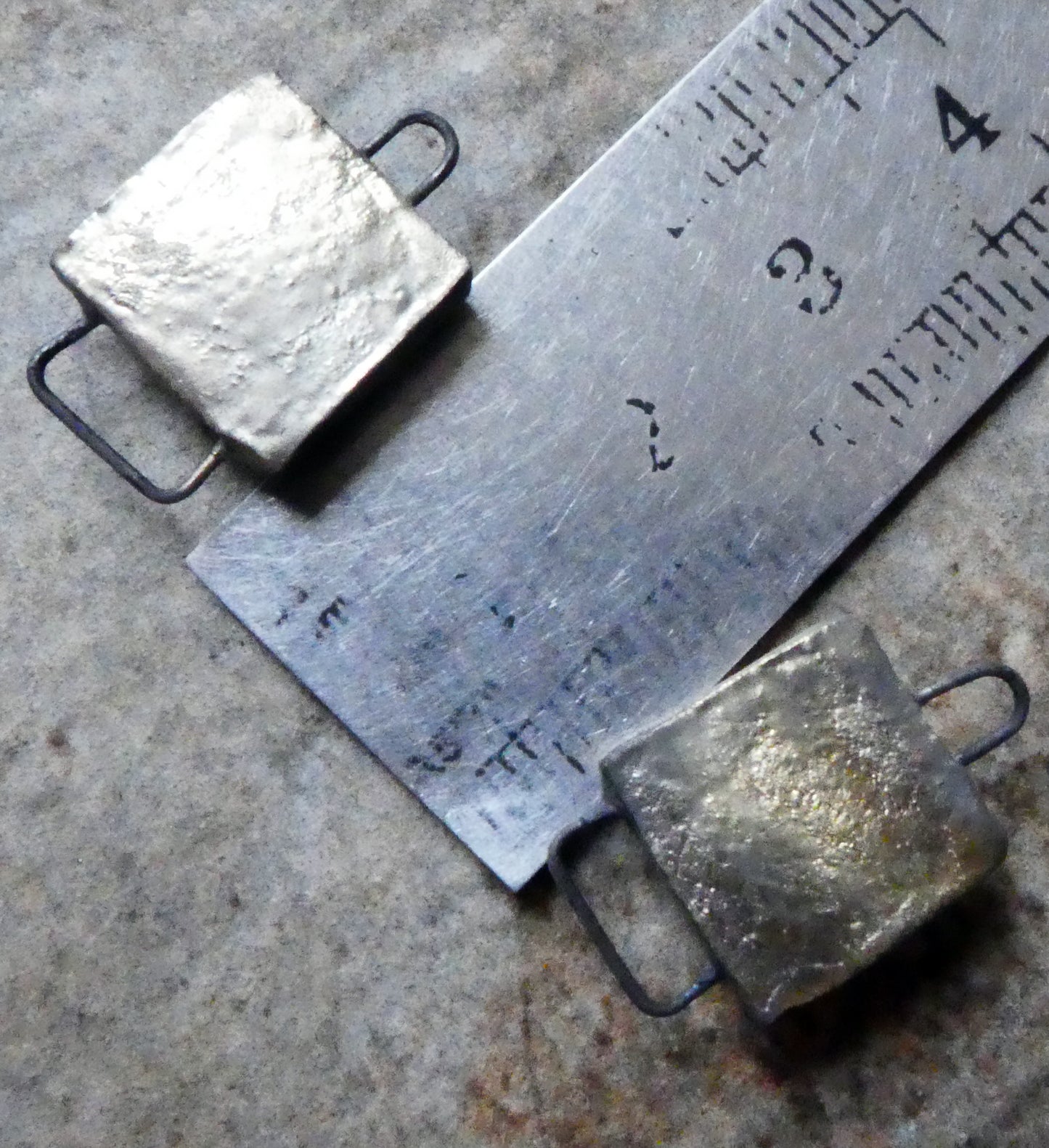 Ceramic Little Moulded Square Connectors -Ladybug