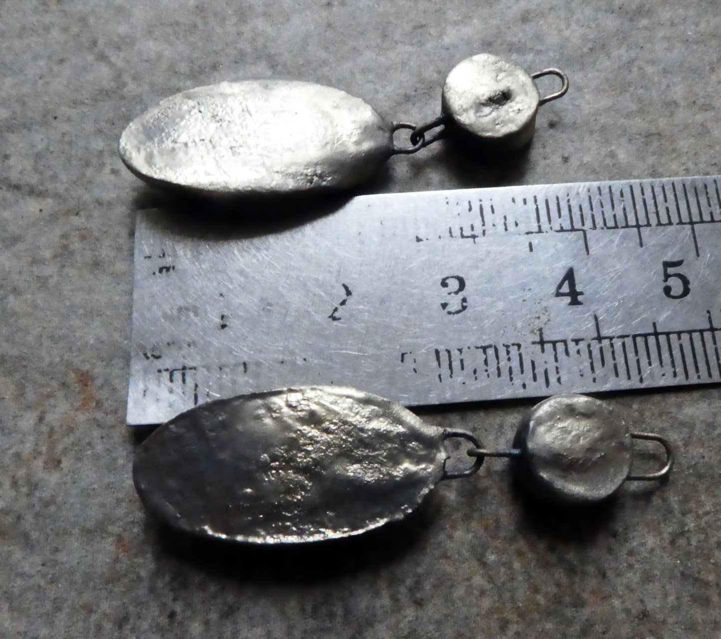 Ceramic Disc and Moulded Oval Dangles - Royal Fantasy