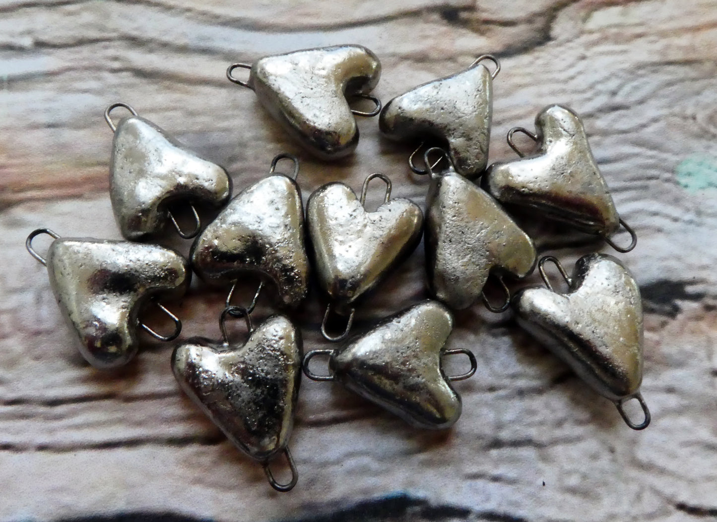 Ceramic Little Heart Connectors -Platinum Lustre