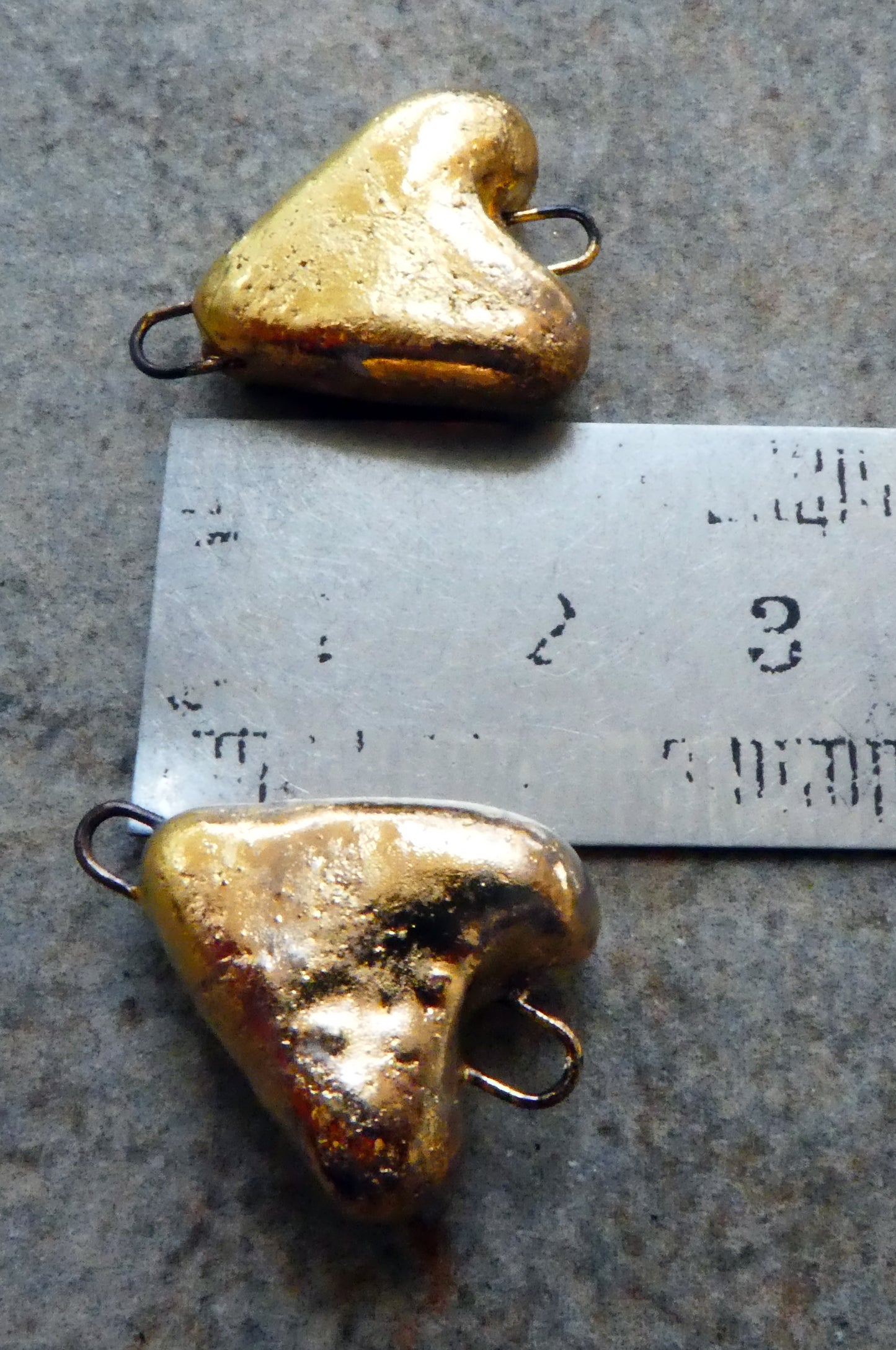Ceramic Little Heart Connectors -Gold Lustre