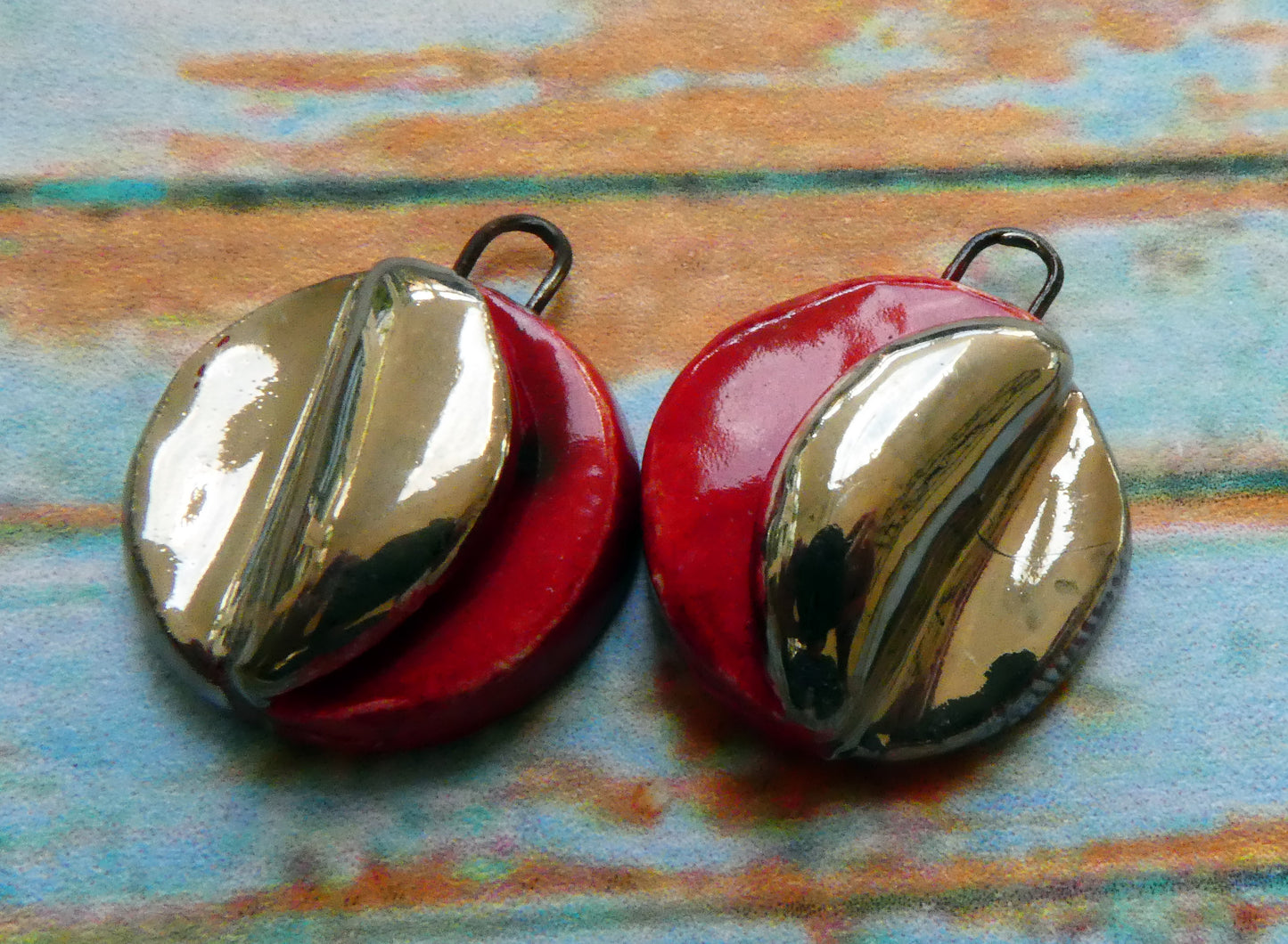 Ceramic Little Folded Disc Lustre Earring Charms - Red