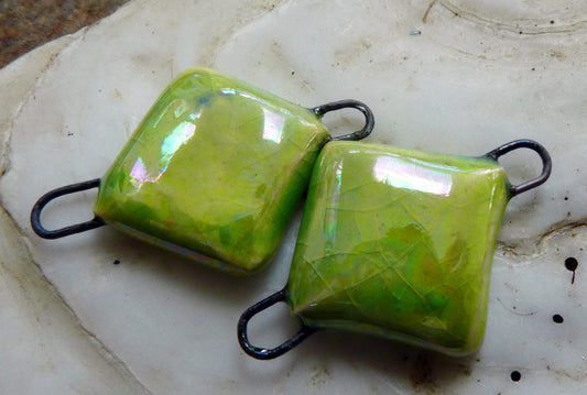 Ceramic Little Lustred Cushion Earring Connectors - Lime