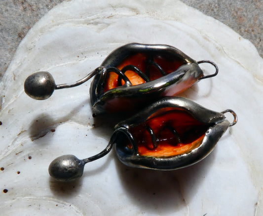 Ceramic Springy in the Middle Charms -Vermillion Sunburst