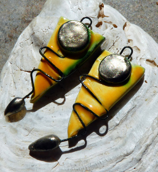 Ceramic Wiggly Wire Charms -Yellow