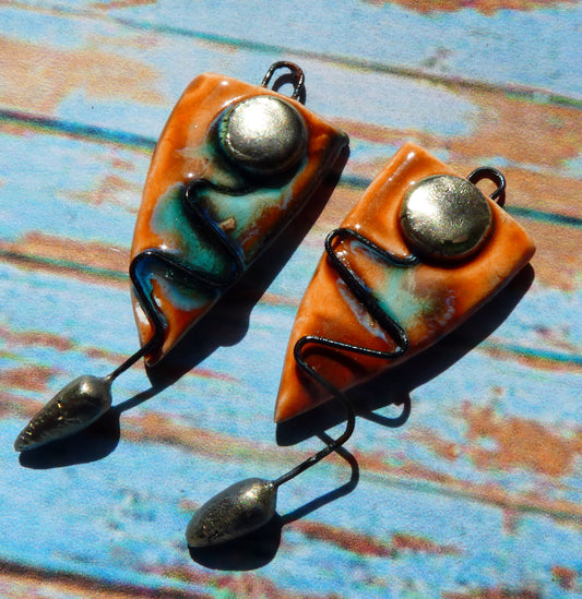 Ceramic Wiggly Wire Charms - Vermillion Sunburst