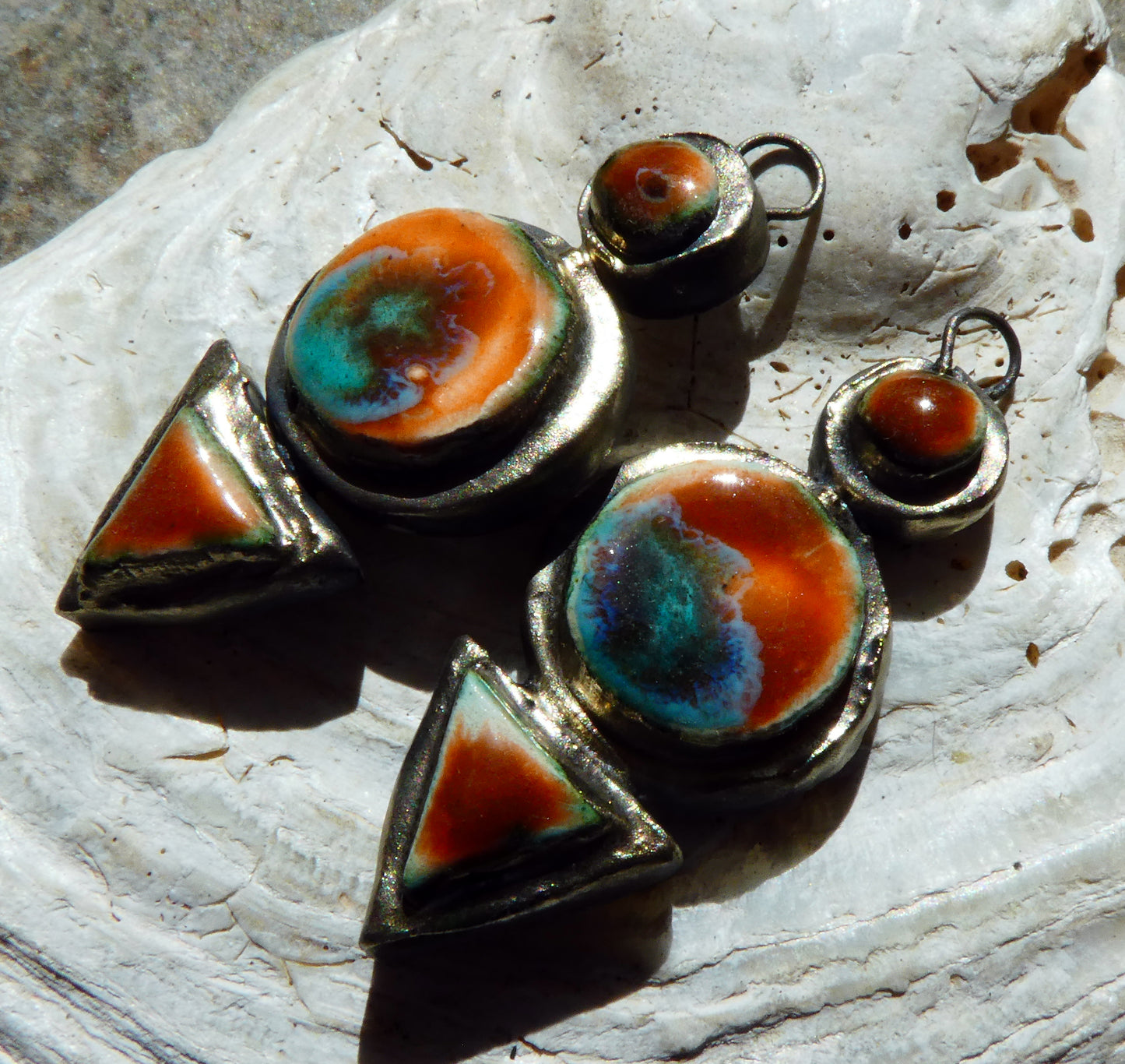 Ceramic Moulded Stack Charms -Vermillion Sunburst