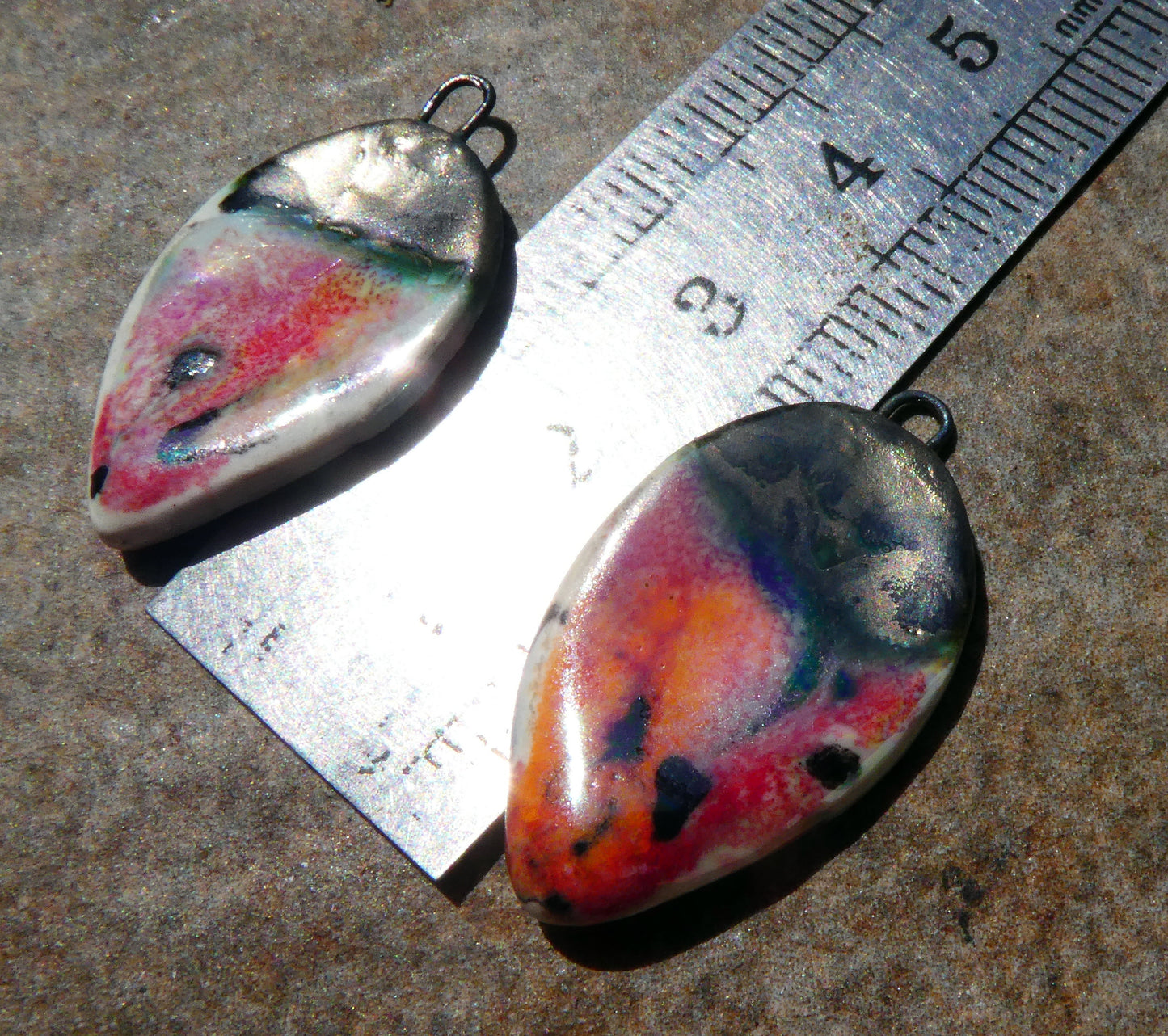 Ceramic Lustrous Slim Leaf Charms -Poppy Fields