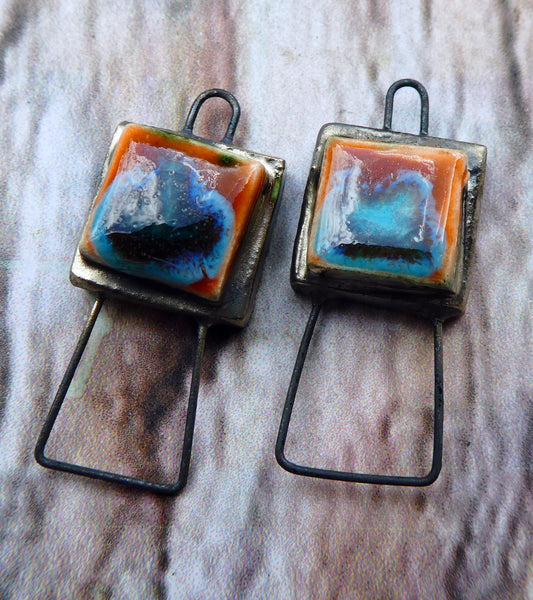 Ceramic Square Hoop Moulded Square Connectors - Vermillion Sunburst