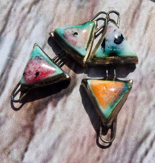 Ceramic Double Triangle Moulded Connectors -Poppy Field