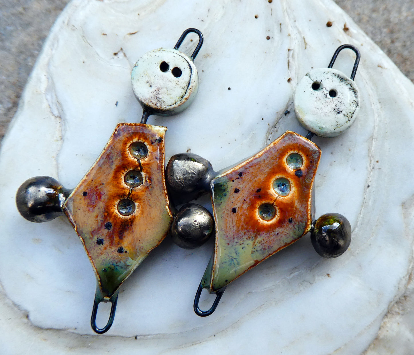 Ceramic Simple Souls Connectors - Amber Ash