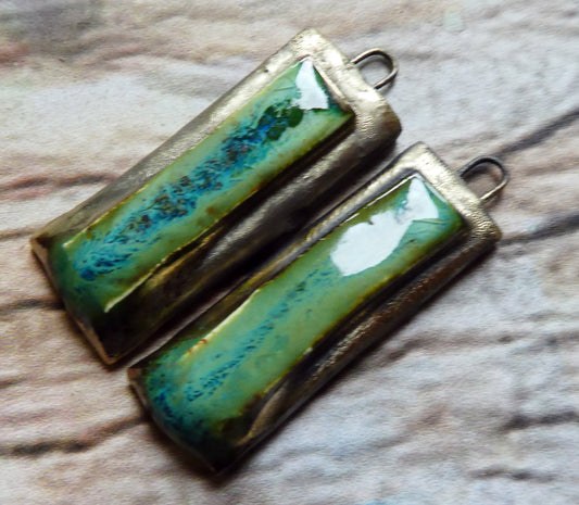 Ceramic Moulded Tablet Charms - Mountain Moss