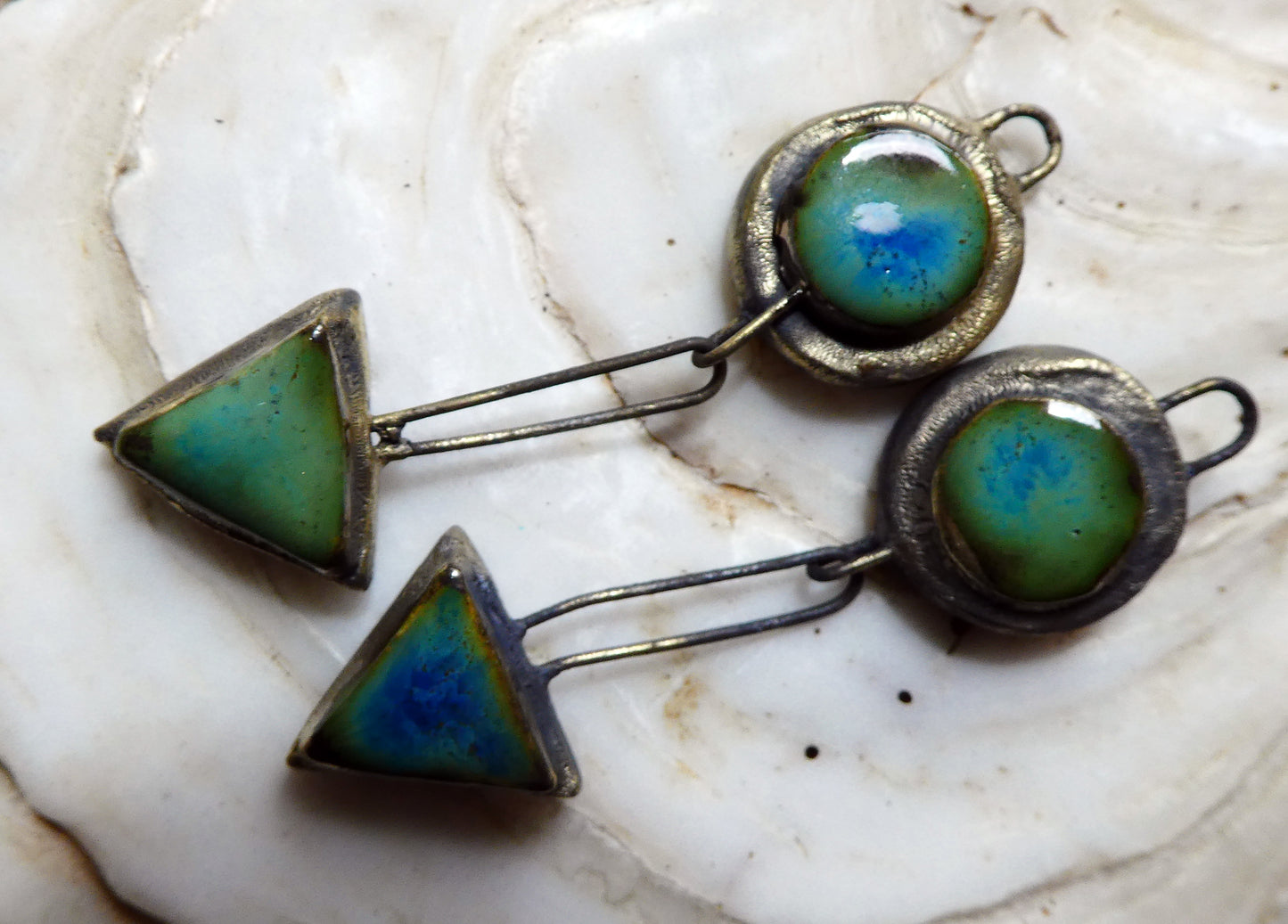 Ceramic Moulded Disc and Triangle Dangles - Blue Azure