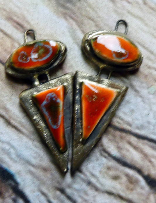 Ceramic Moulded Oval and Triangle Charms -Vermillion Sunburst