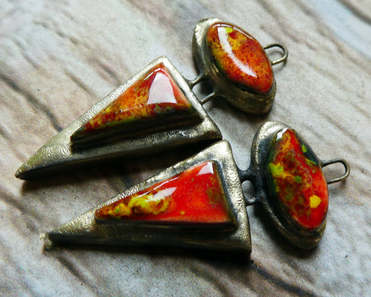 Ceramic Moulded Oval and Triangle Charms -Firecracker