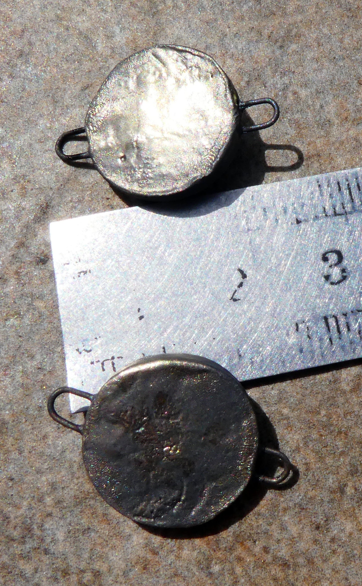 Ceramic Little Moulded Round Connectors -Larimar
