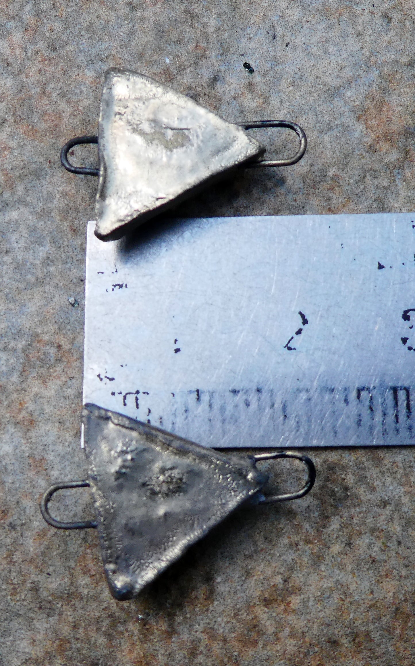 Ceramic Little Moulded Triangle Connectors -Sailors Delight