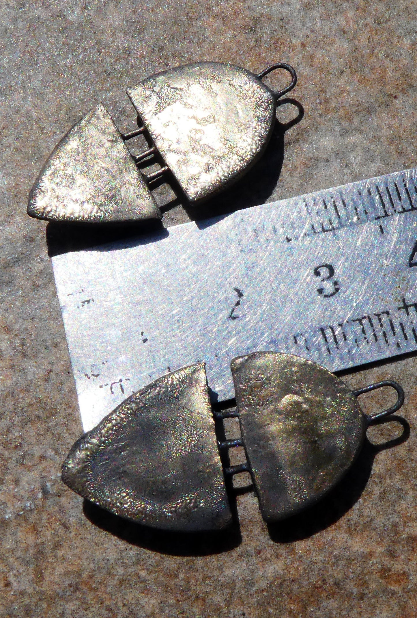 Ceramic Moulded Split Teardrop Charms -Peppermint Speckol