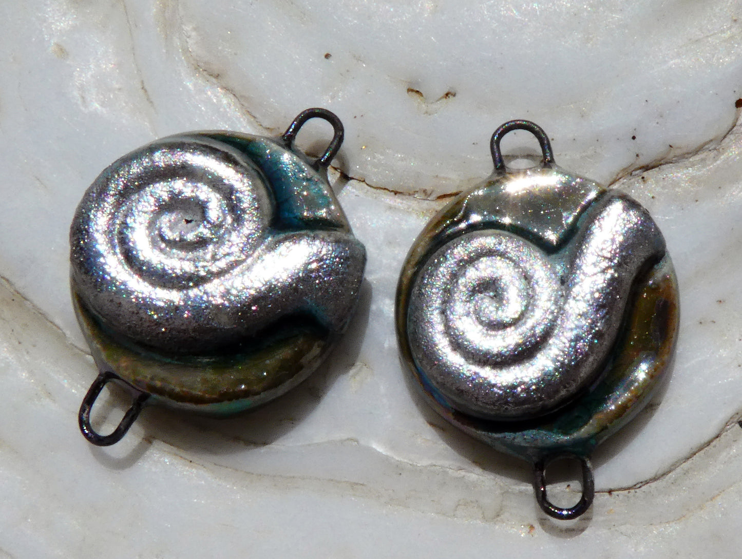 Ceramic Moulded Wave Swirl Disc Connectors - Oriental Blue