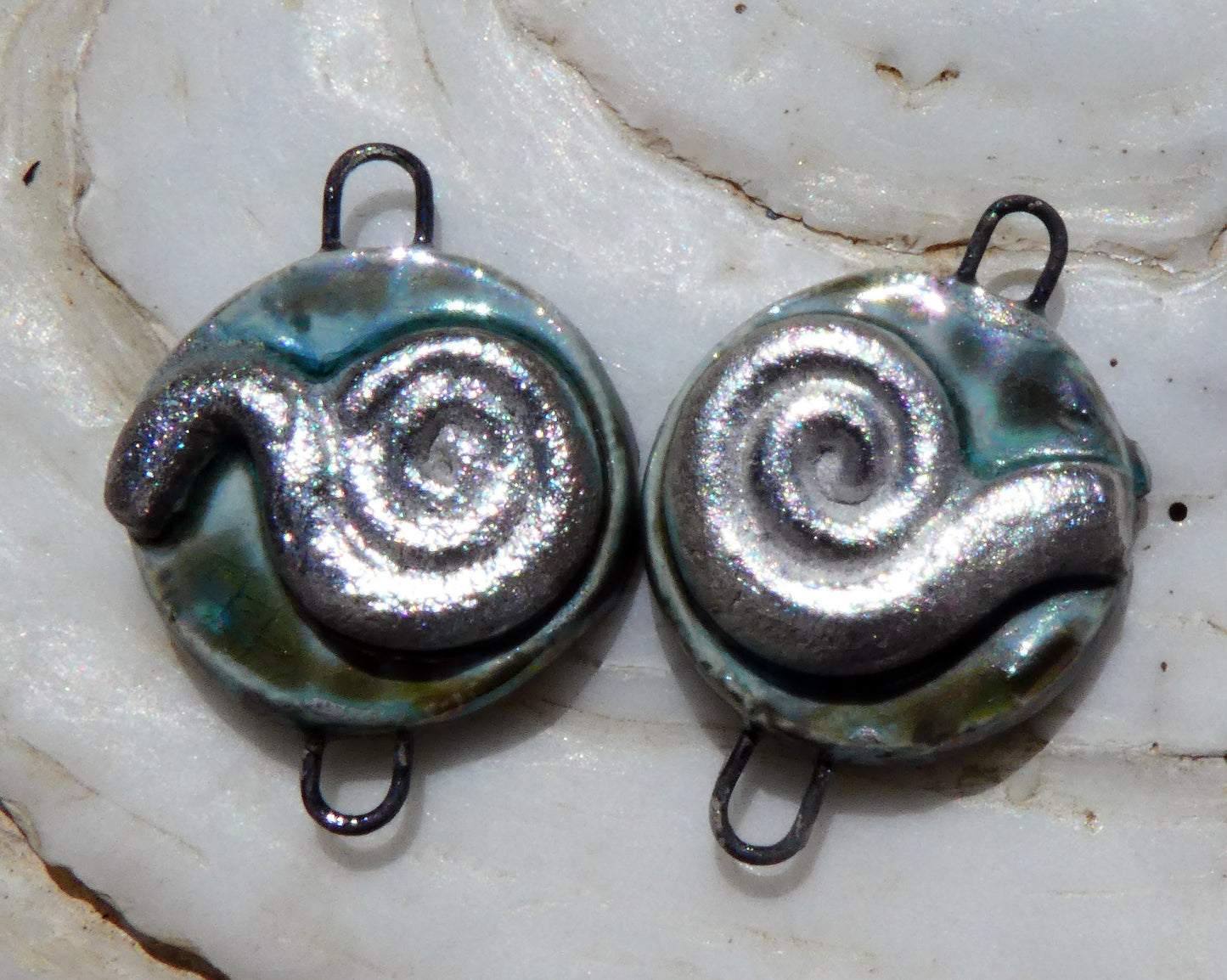 Ceramic Moulded Wave Swirl Disc Connectors - Water