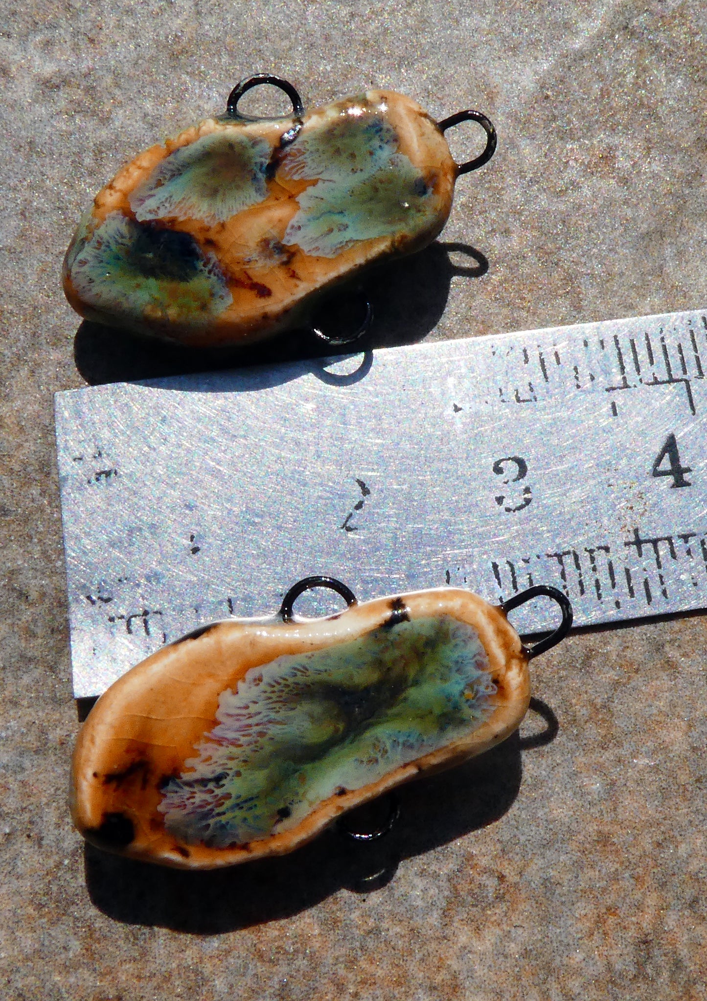 Ceramic Bird Goddess Connectors - Oriental Caramel