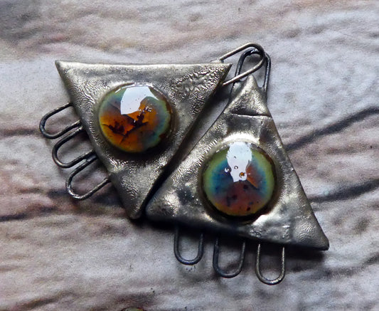 Ceramic Moulded Three Hoop Triangle Connectors - Amber Ash