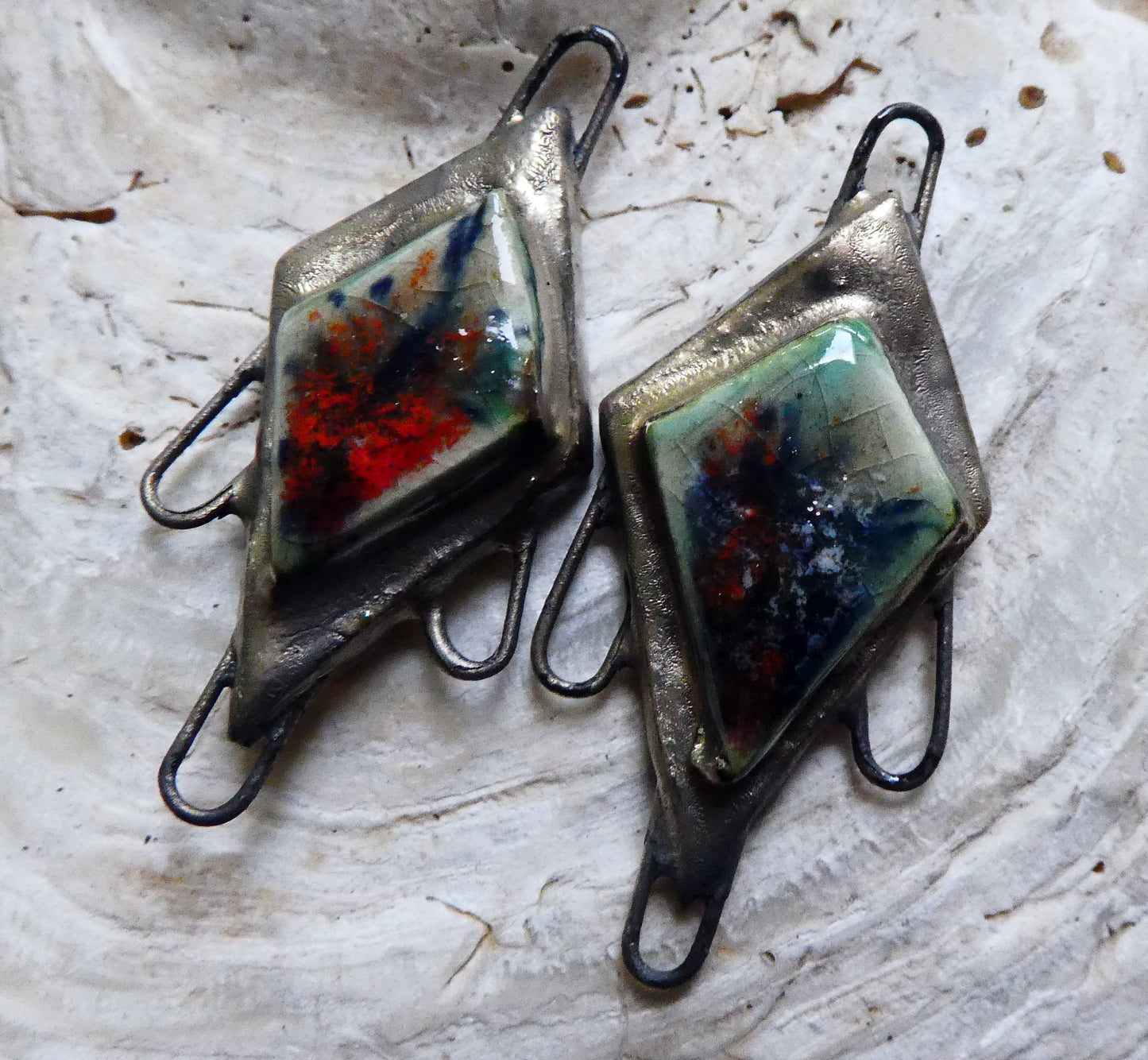 Ceramic Moulded Diamond Connectors-Smoke and Fire