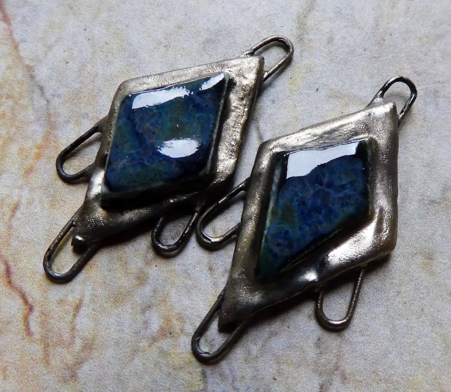 Ceramic Moulded Diamond Connectors-Obsidian