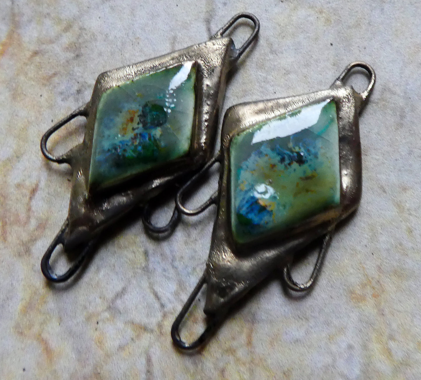 Ceramic Moulded Diamond Connectors-Mountain Moss