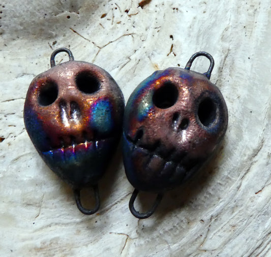 Ceramic Skull Earring Connectors - Scorched