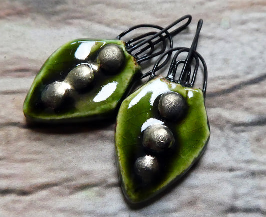 Ceramic Multi Hoop Pointed Charms -Olive