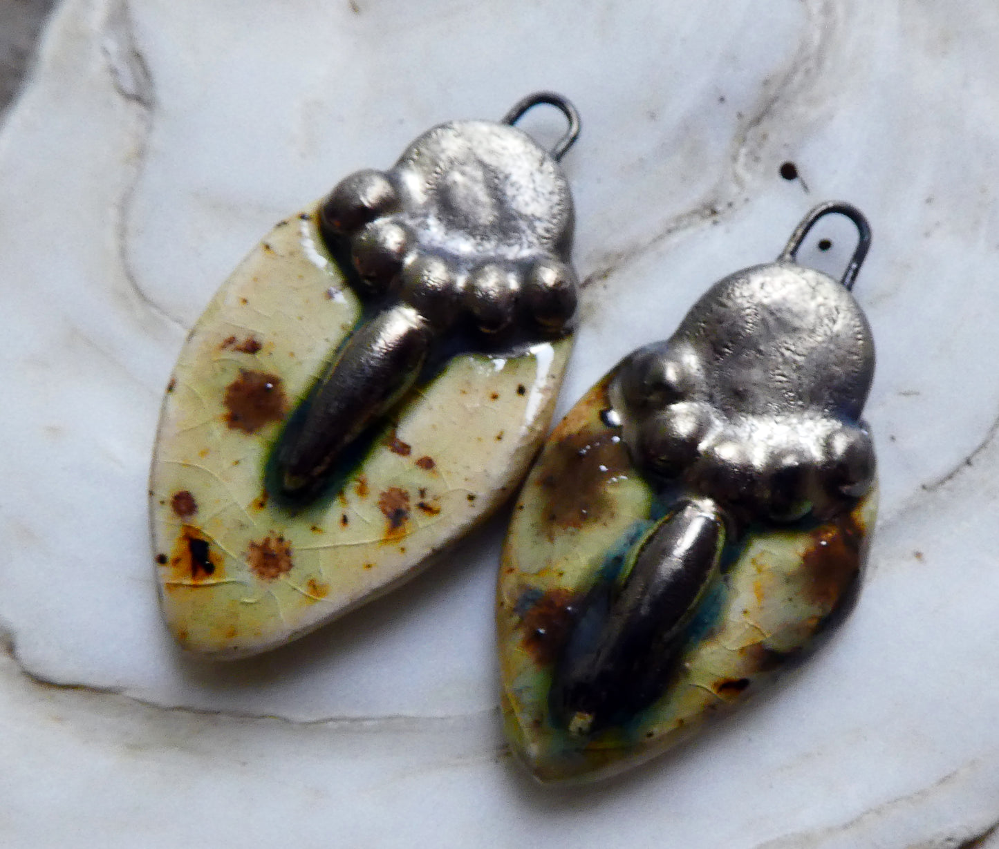 Ceramic Decorative Pointy Charms - Cappuccino Mint