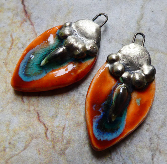 Ceramic Decorative Pointy Charms - Vermillion Sunburst