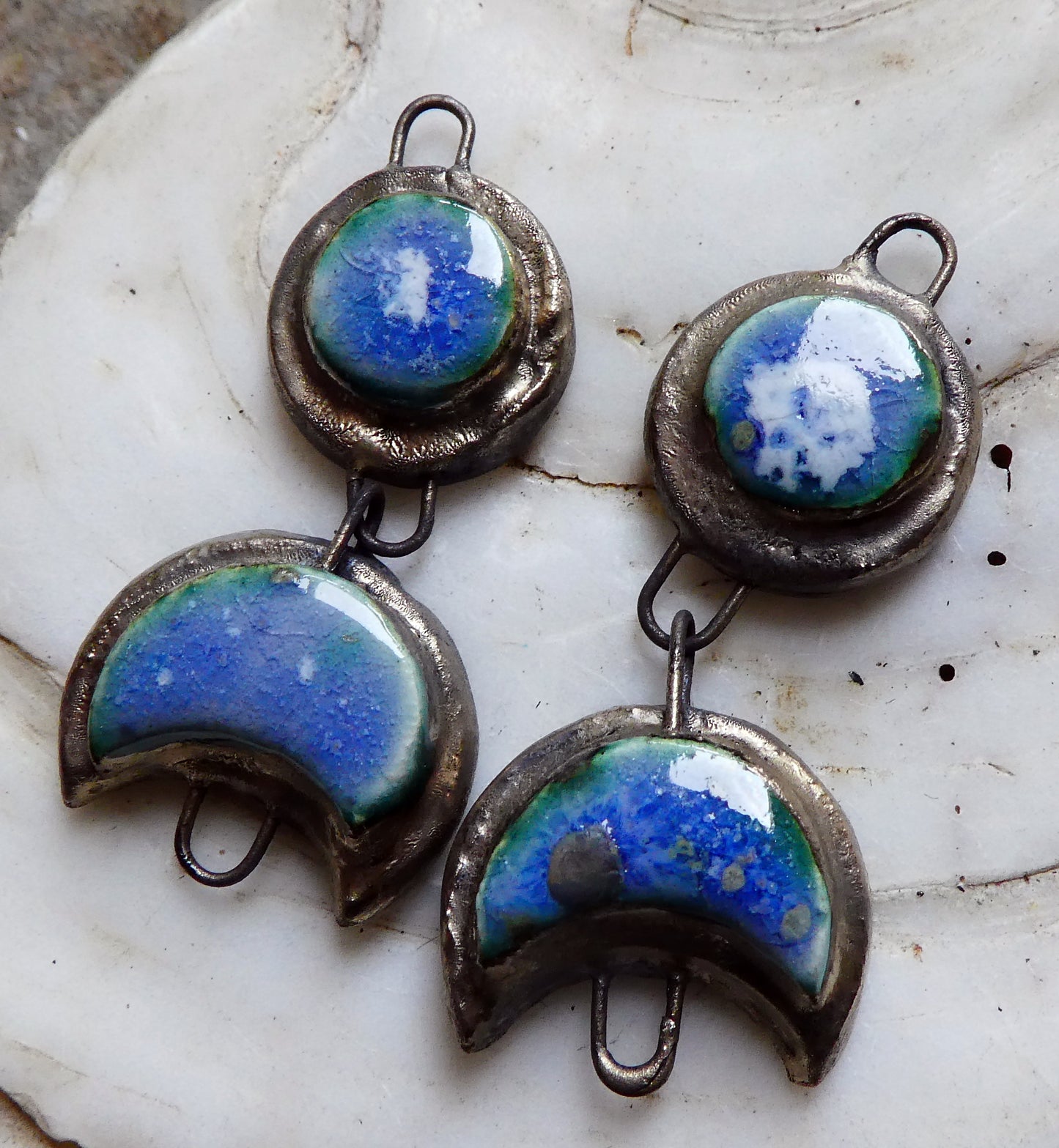 Ceramic Moulded Mystic Moon Dangly Connectors - Glacier Fire
