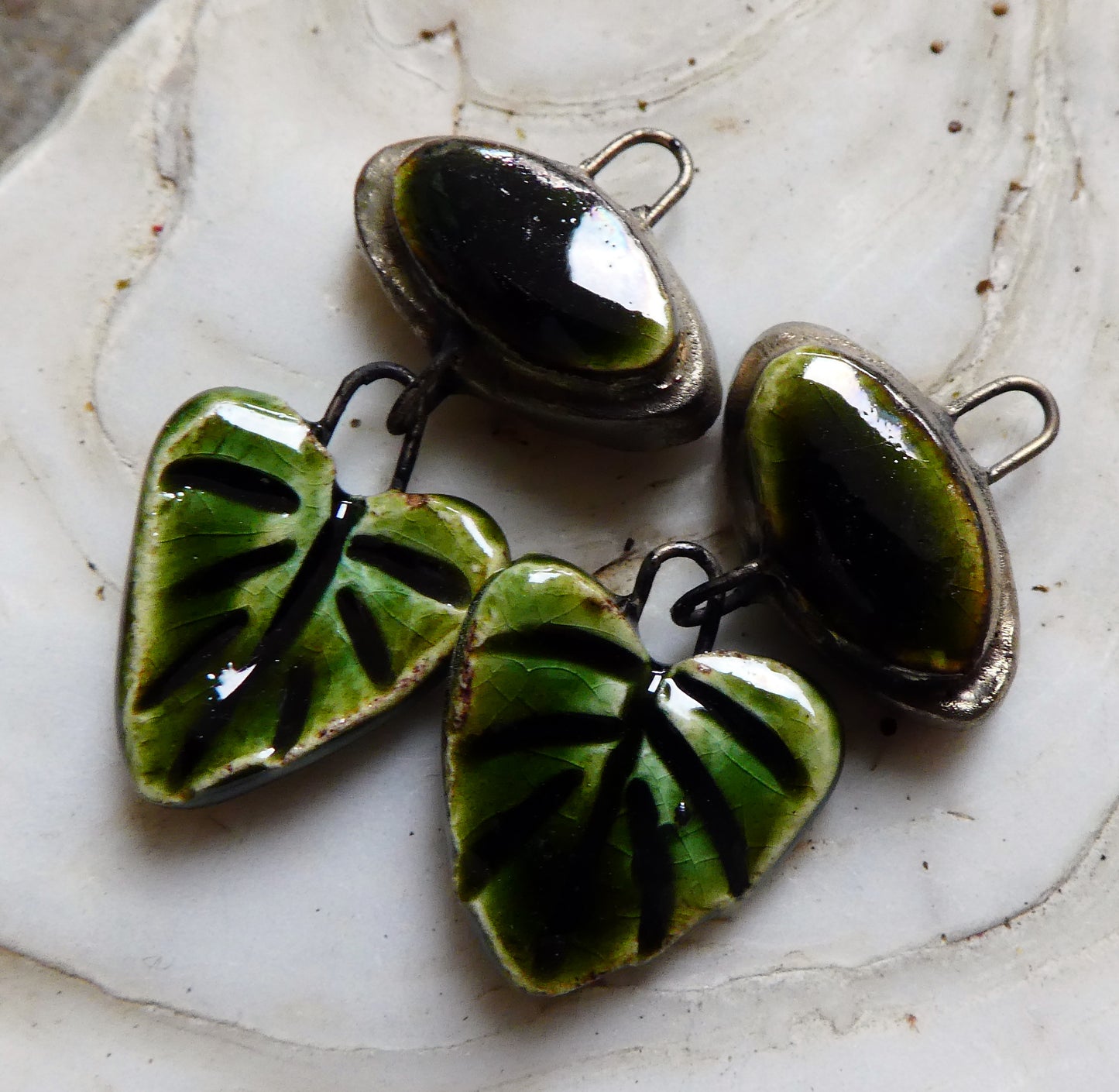 Ceramic Moulded Oval and Leaf Dangles - Olive