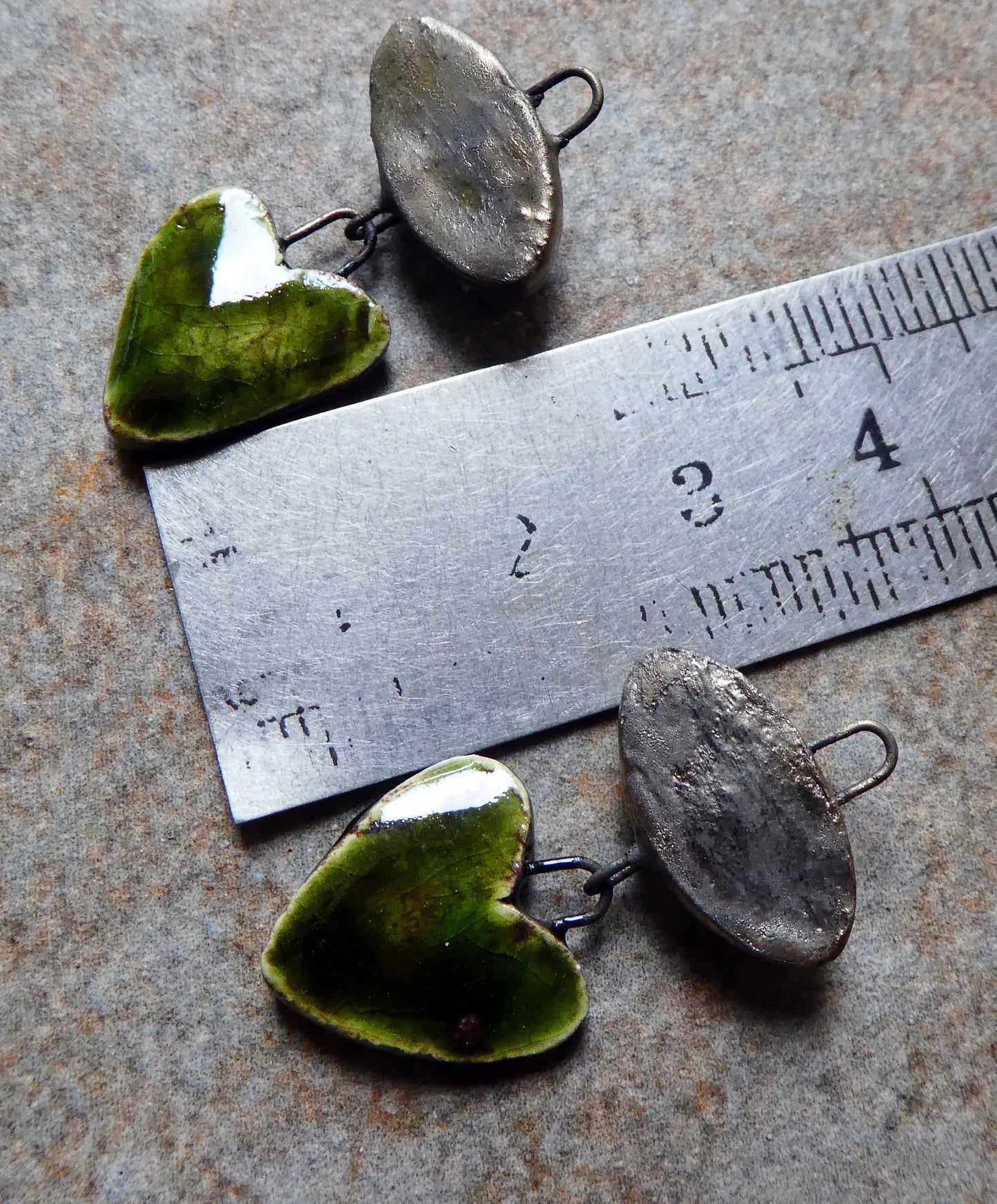 Ceramic Moulded Oval and Leaf Dangles - Olive