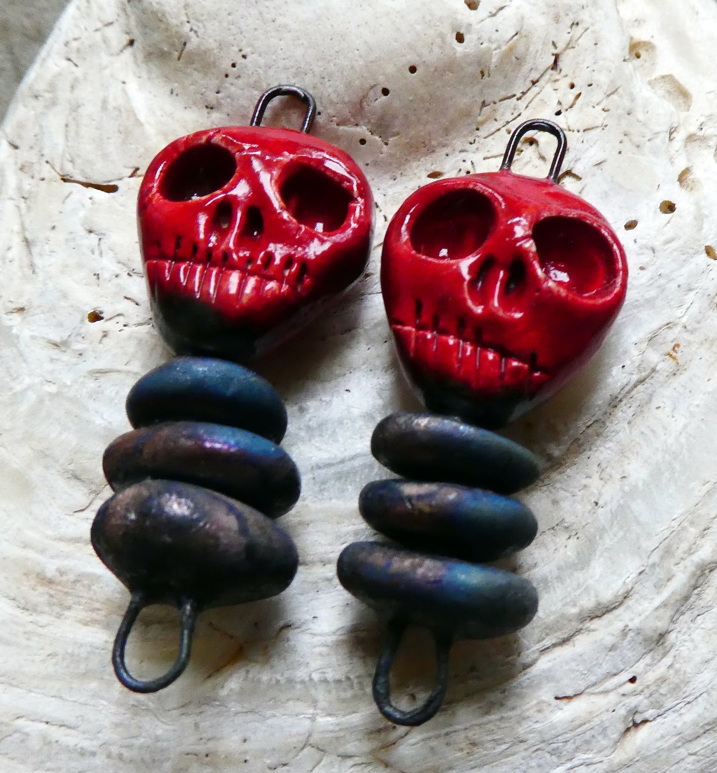 Ceramic Skull Connectors - Red