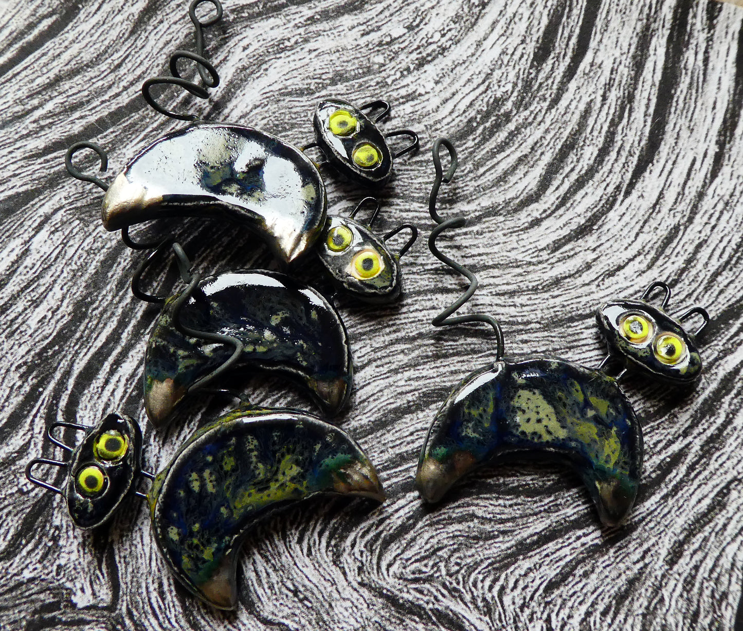 Ceramic Curly Tail Cat Charms - Constellation