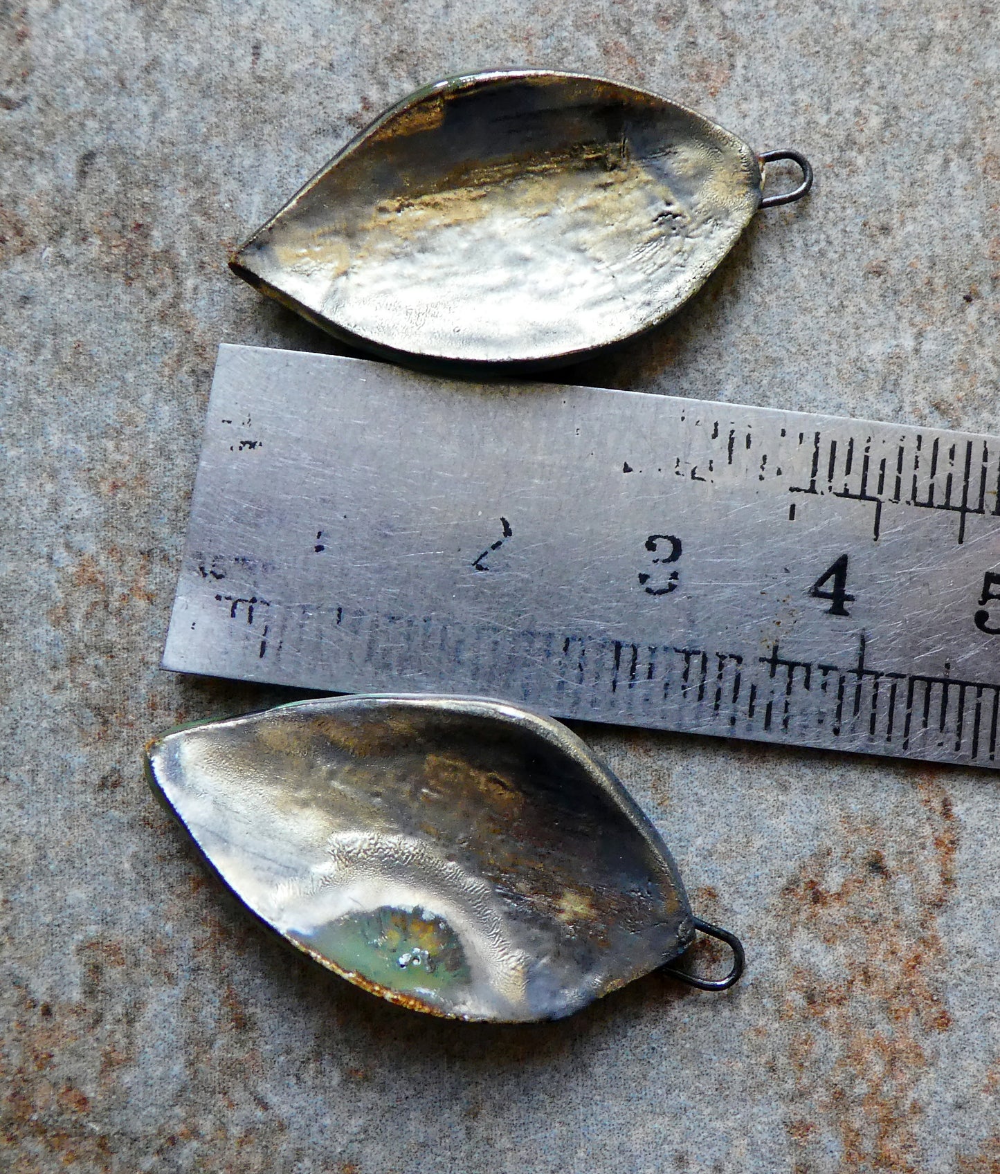 Ceramic Super Slim Autumn Leaf Charms #19