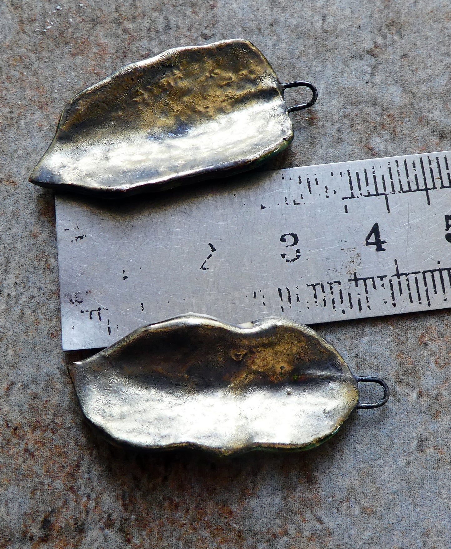 Ceramic Super Slim Autumn Leaf Charms #29