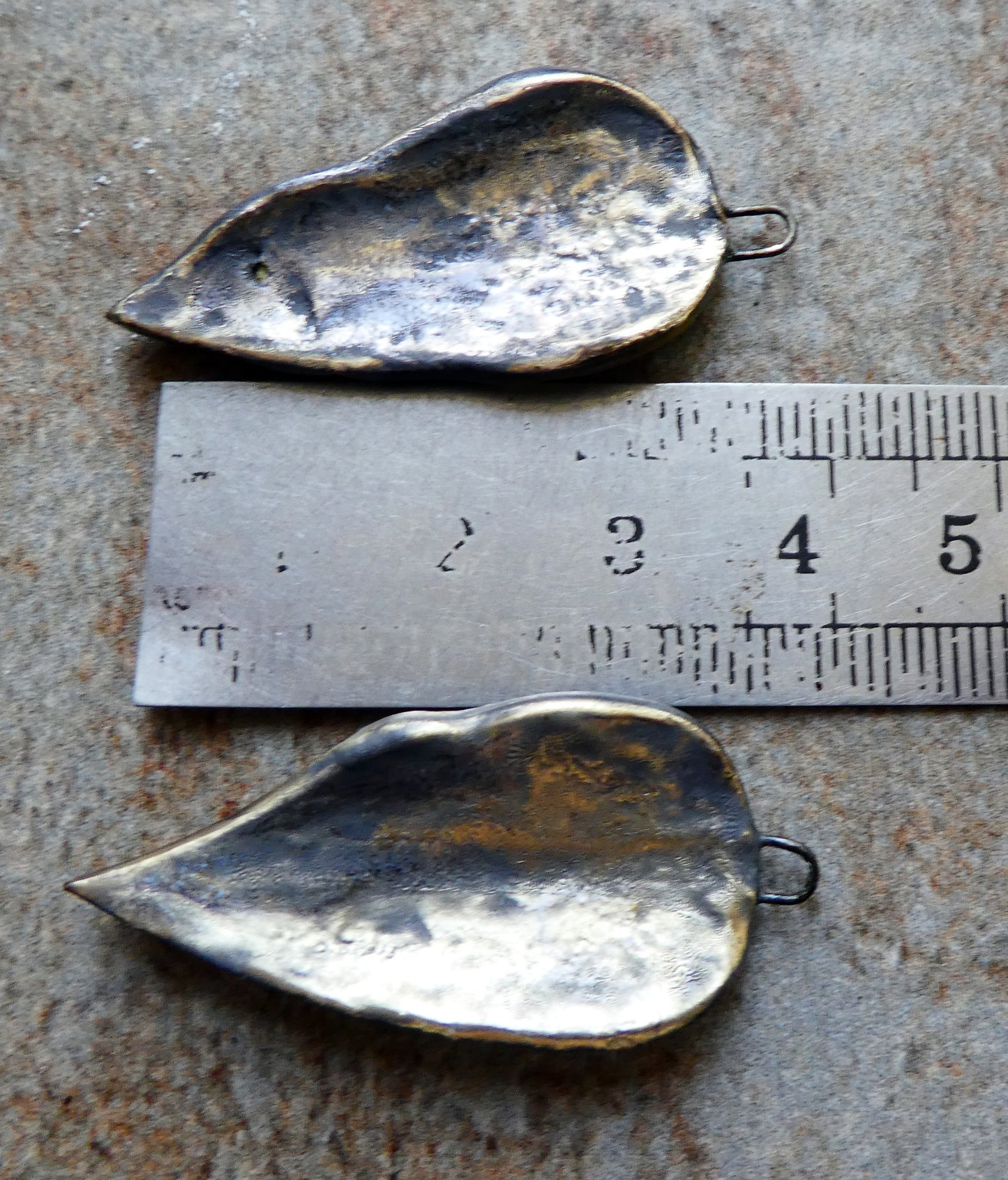 Ceramic Super Slim Autumn Leaf Charms #31