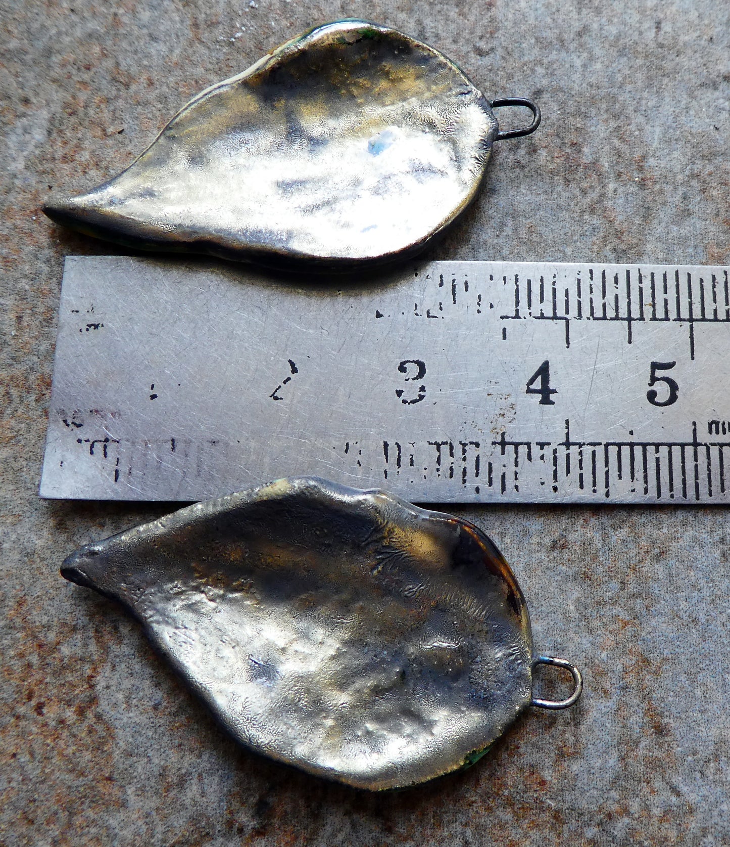 Ceramic Super Slim Autumn Leaf Charms #32