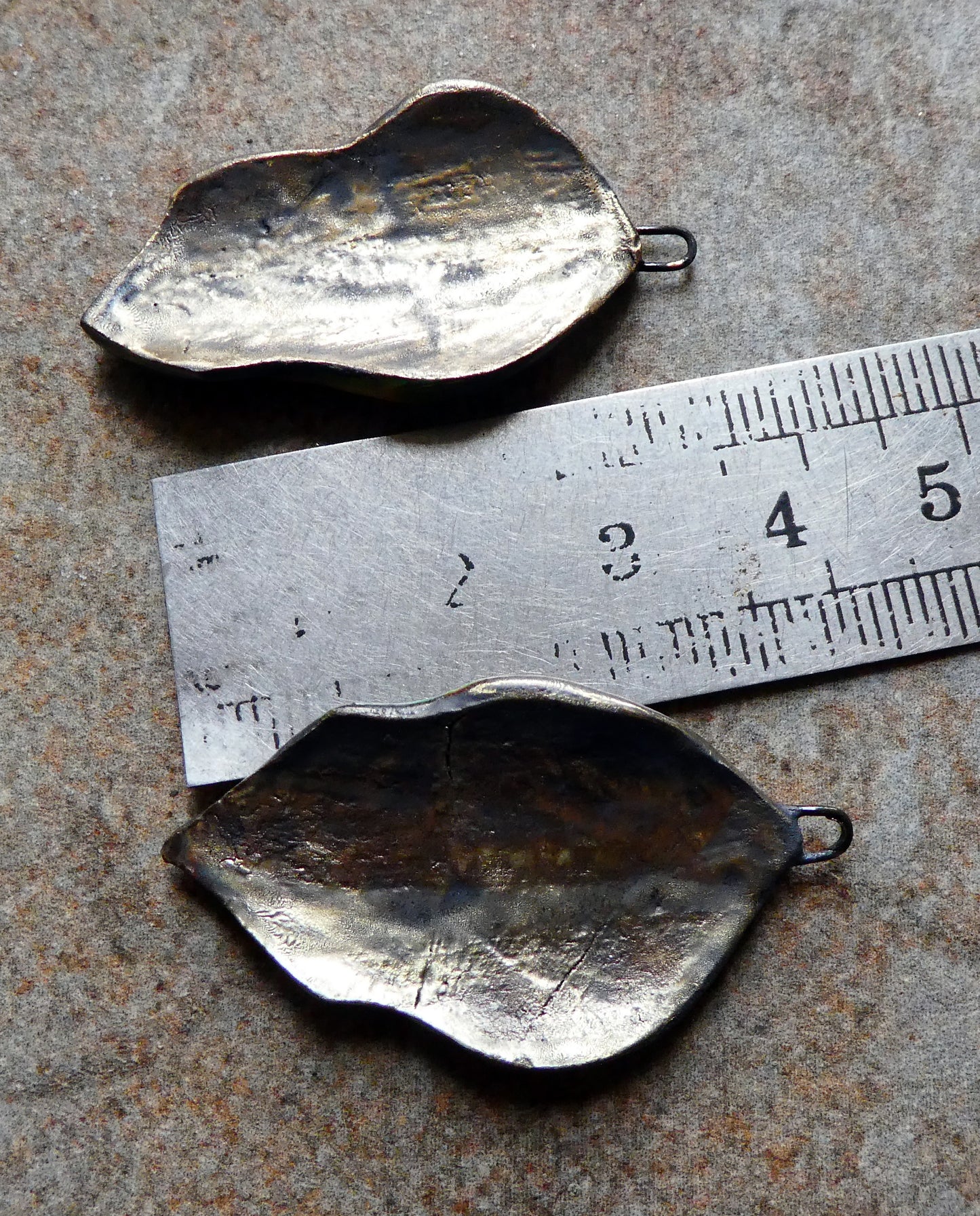 Ceramic Super Slim Autumn Leaf Charms #37