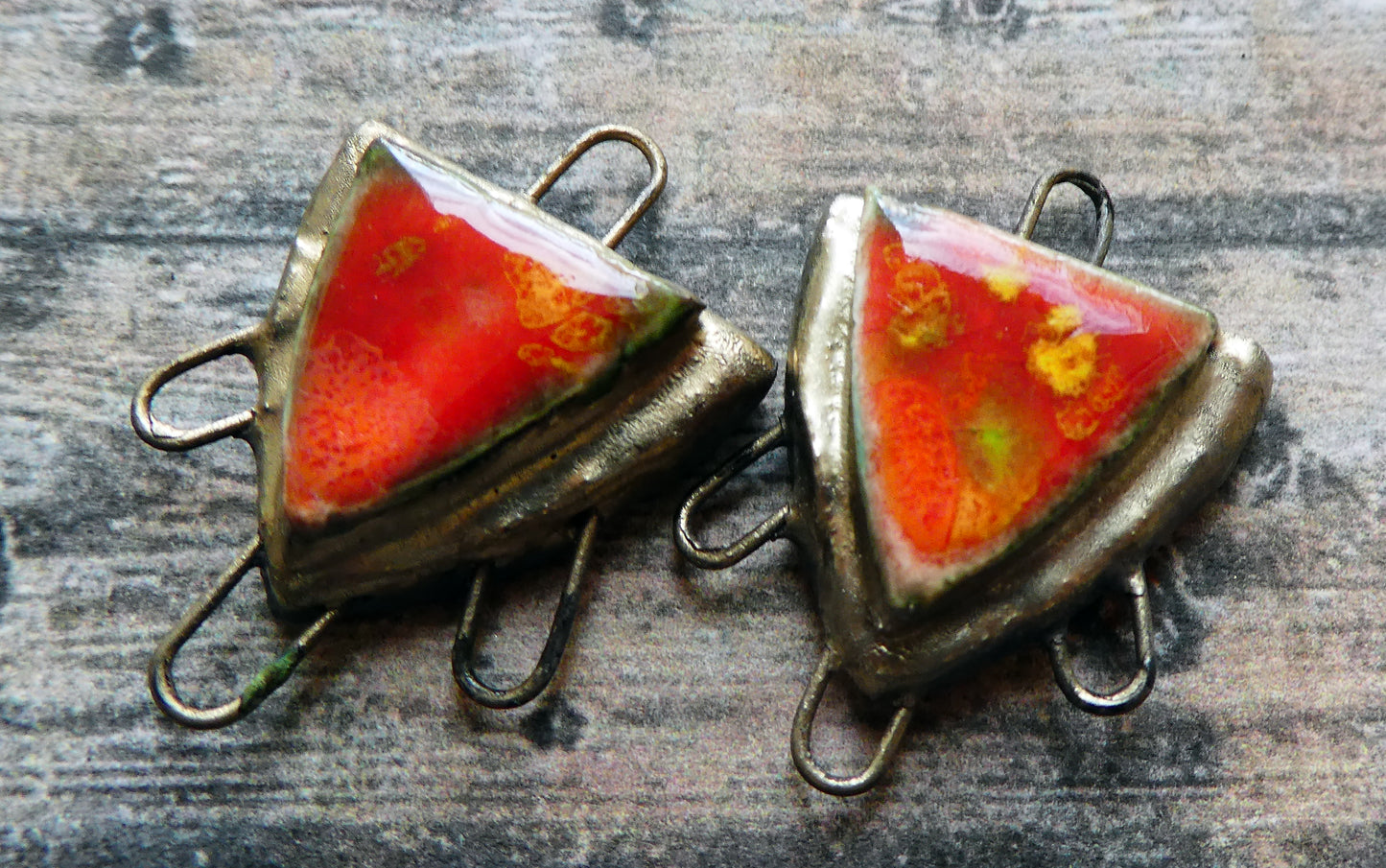 Ceramic Moulded Shield Connectors -Firecracker