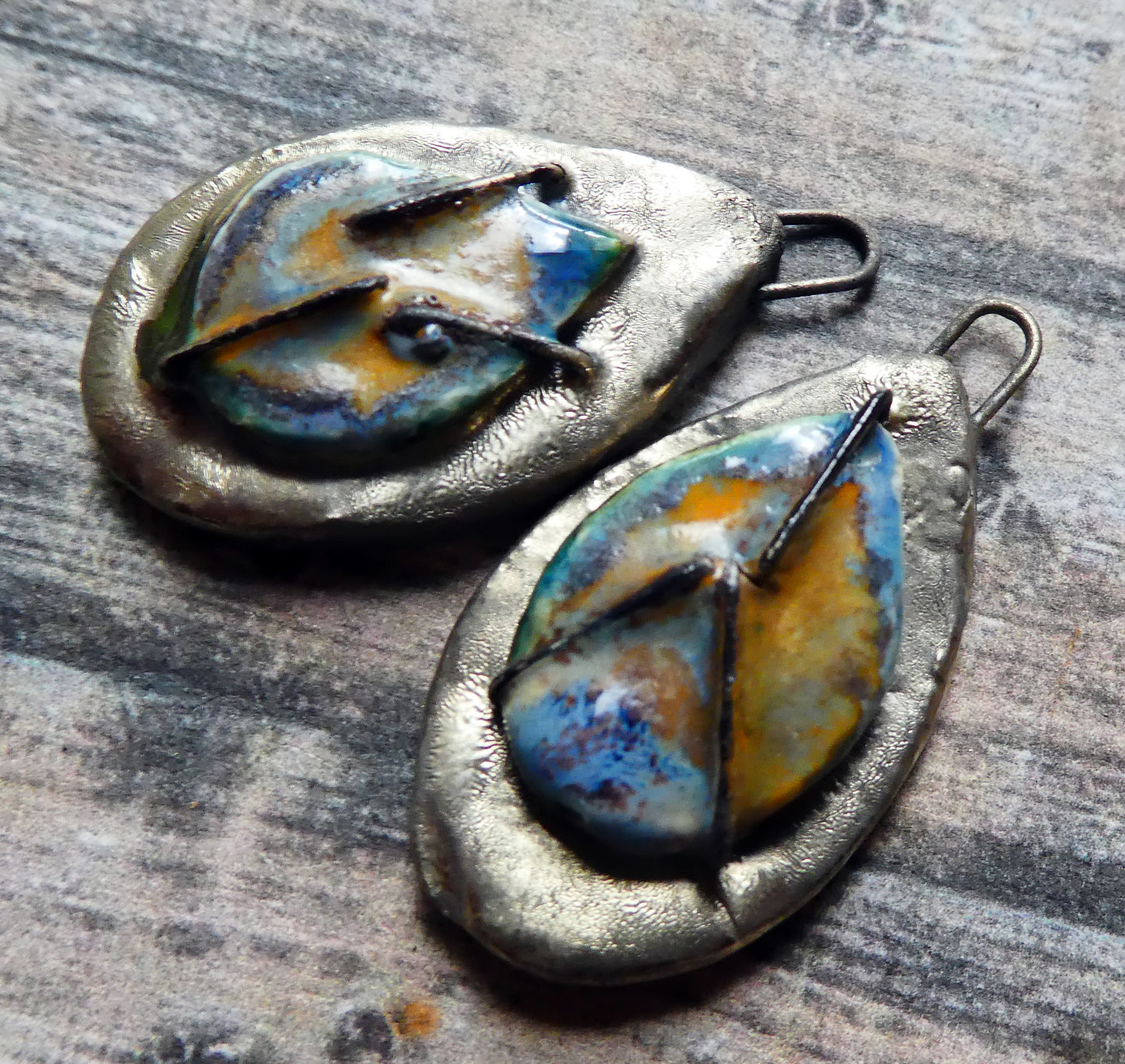 Ceramic  Moulded Teardrop Stapled Charms - Outer Space
