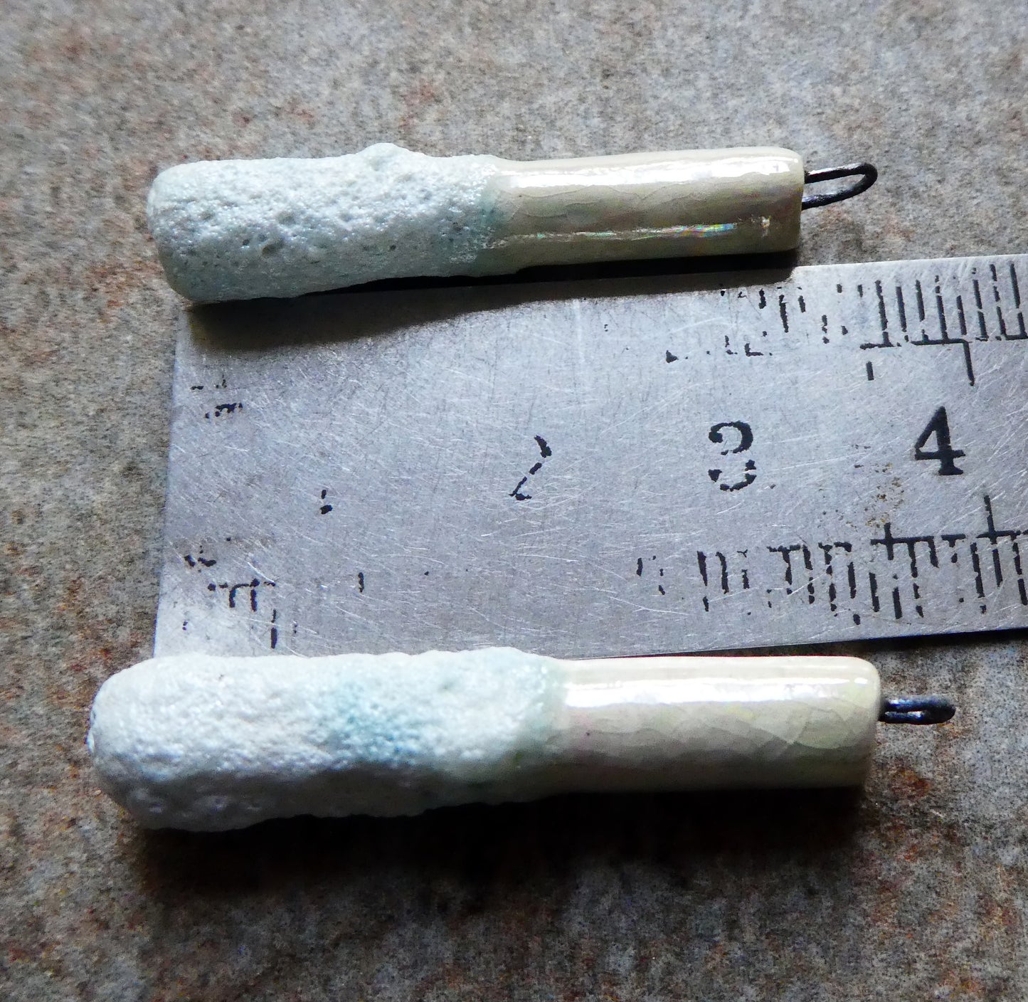 Ceramic Lustrous Snow and Ice Sticks -Diamond Crackle