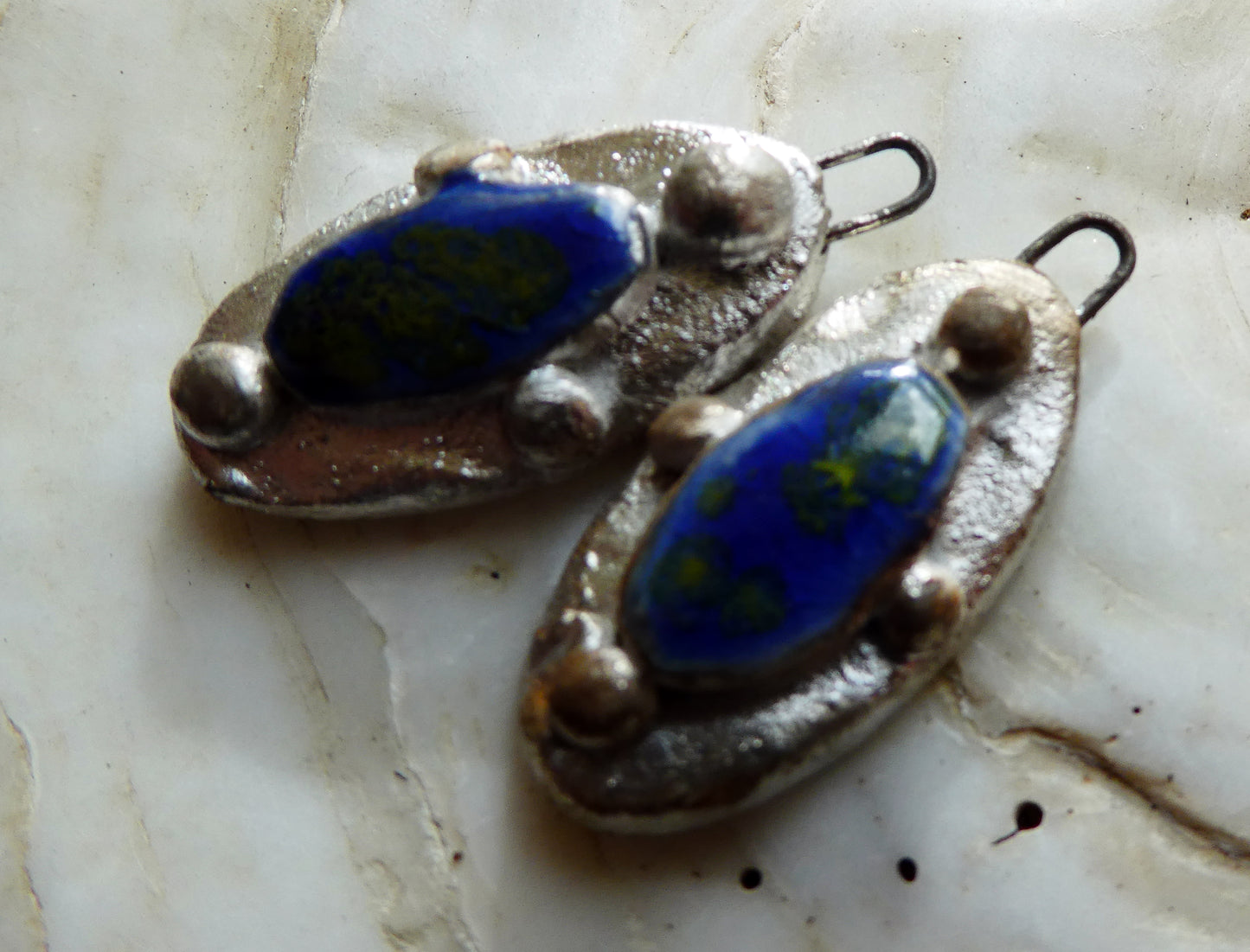 Ceramic Lustrous Silvery Granule Oval Charms - Starry Night