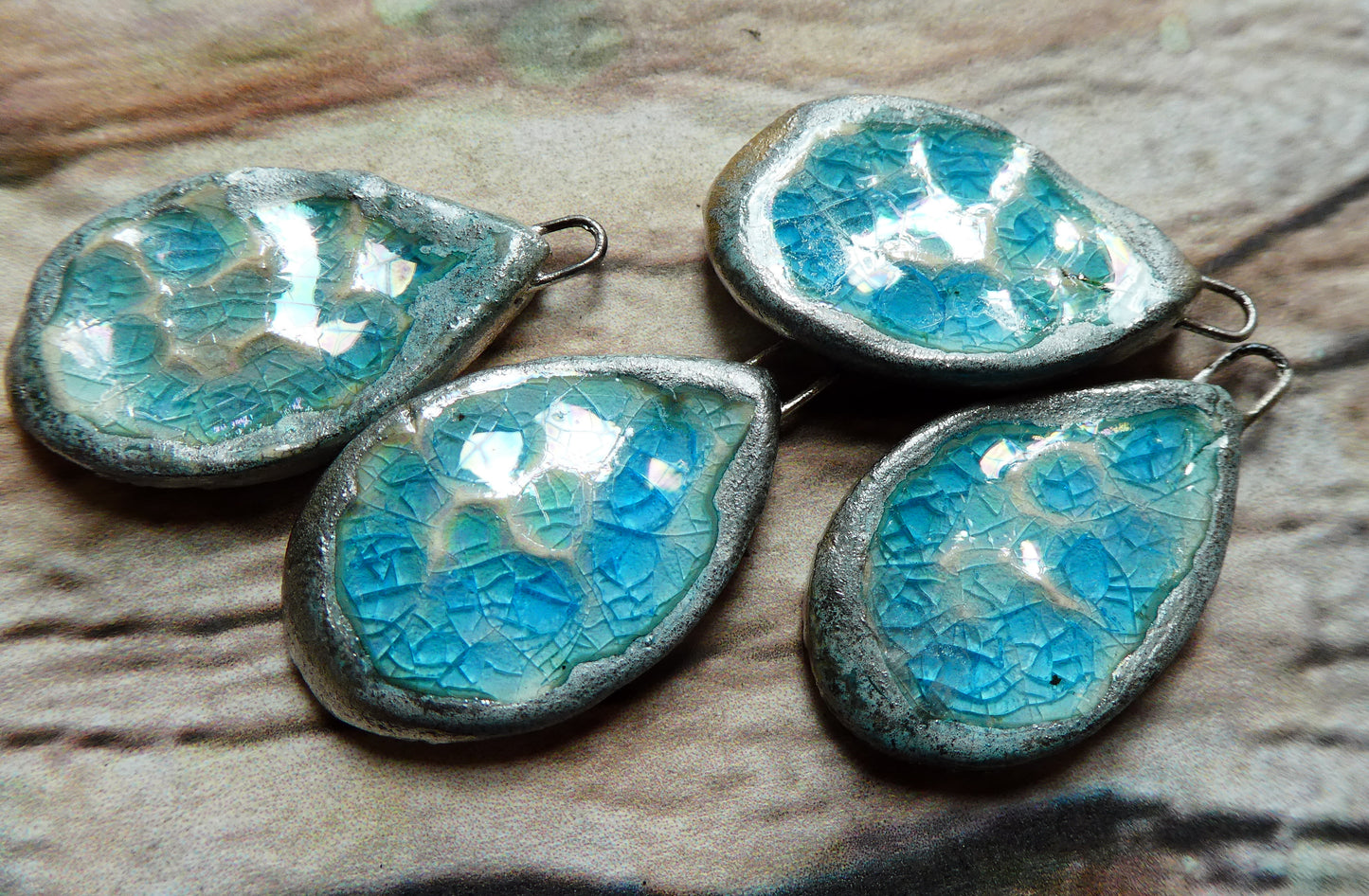 Ceramic Lustrous Silvery Icy Pool Charms - Aquamarine Crackle