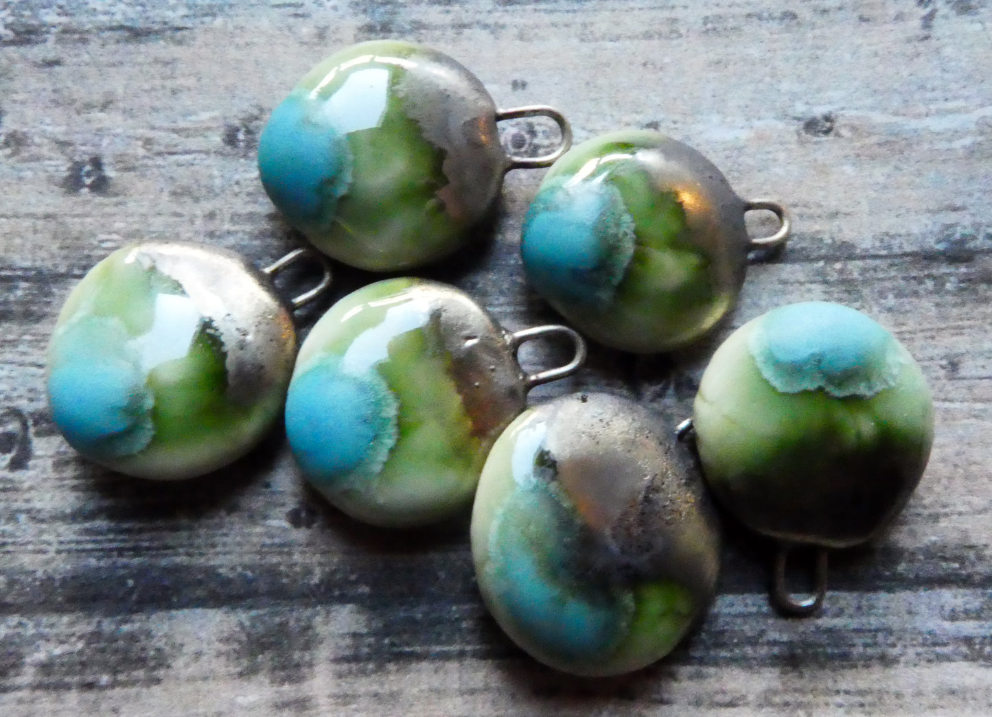 Ceramic Lustrous Disc Drops -Blue Ice