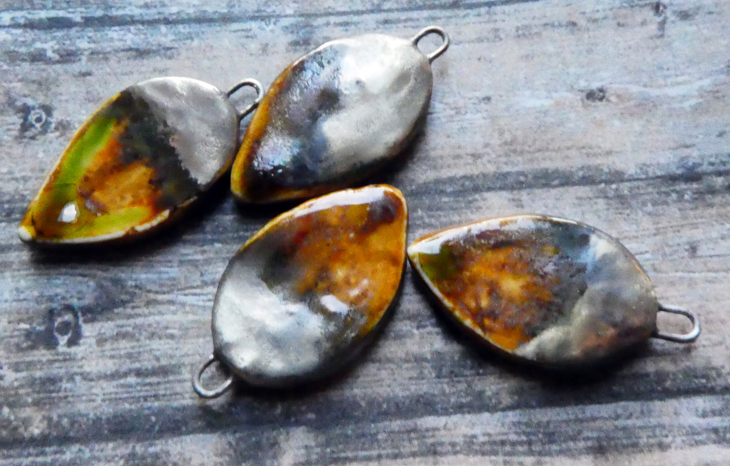 Ceramic Lustrous Flat Leaf Drops -Autumn